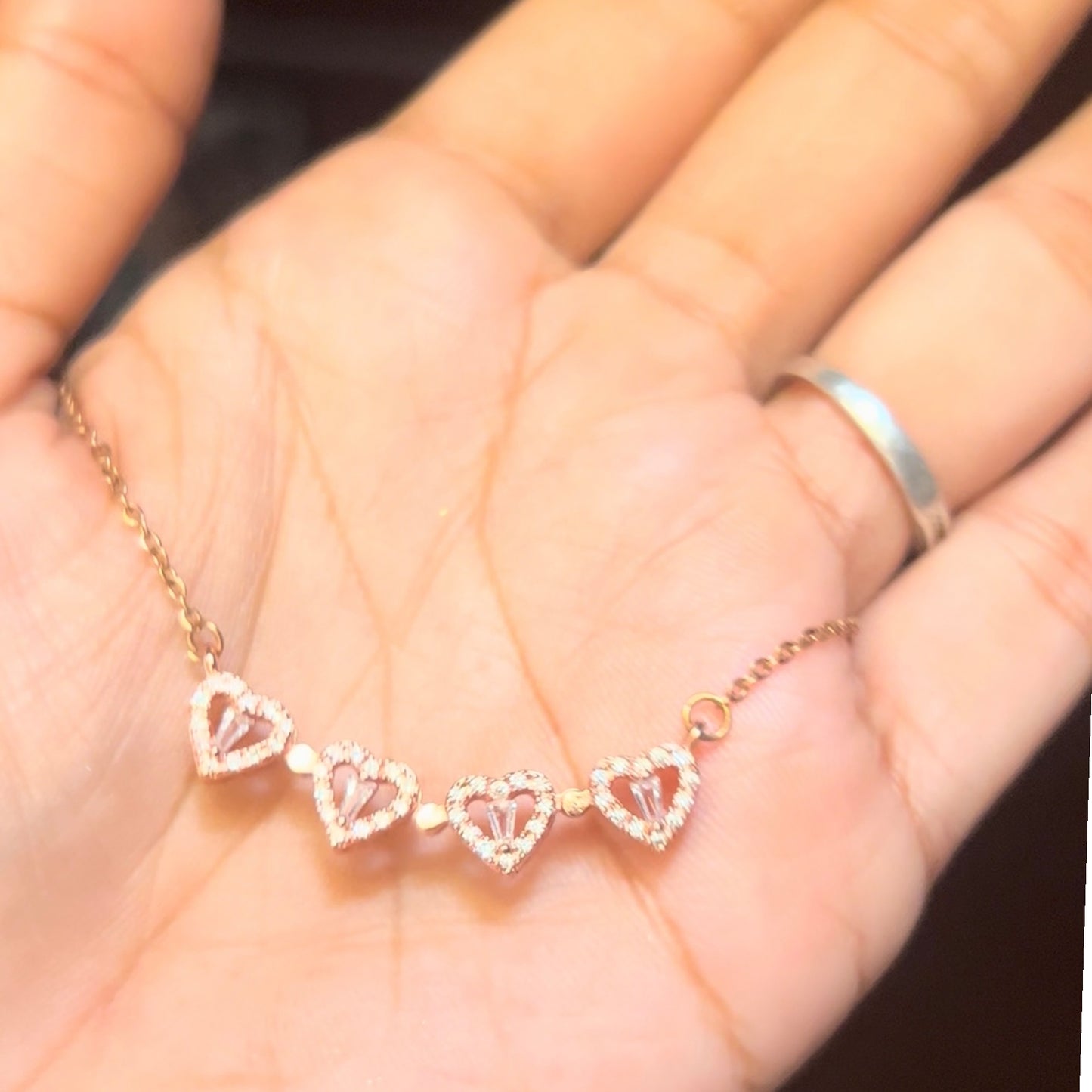 Trending Magnetic Heart Chain